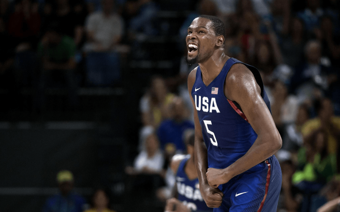 九游关于清晨曼联备战NBA常规赛，完成体检细节曝光，压力陡增，控场能力受关注的信息